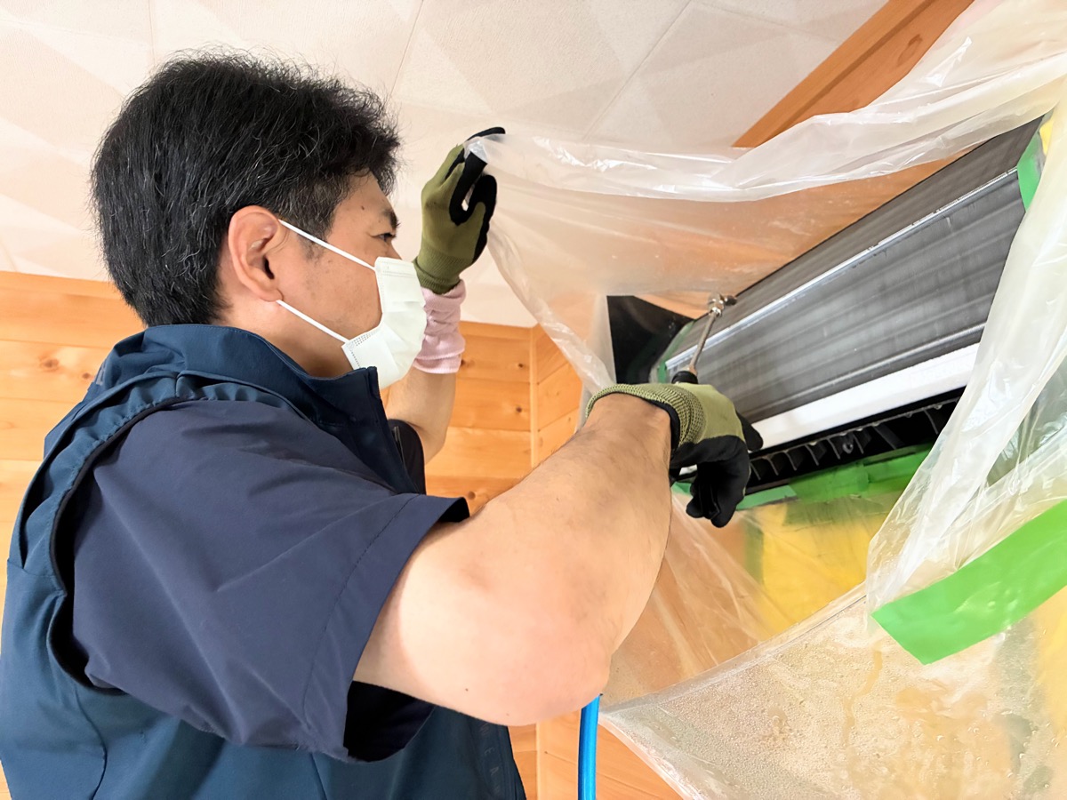 クリーニング作業の様子